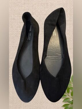 George Sleek Black Flats – Classic Everyday Style | Size 9 (New)